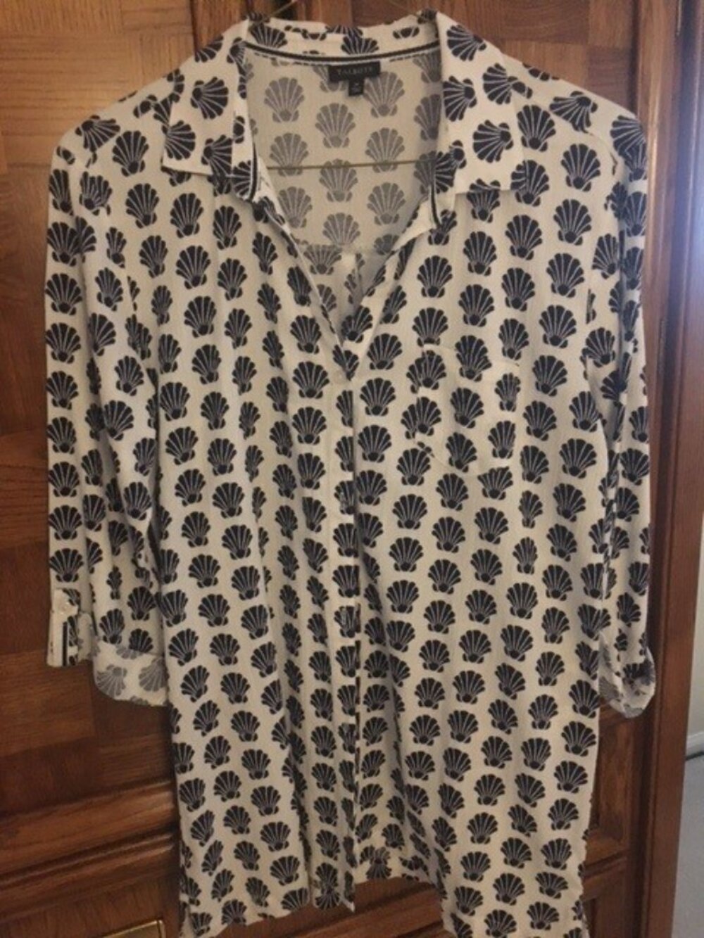 Beach Coverup, Size Medium, Black and White, Talbots